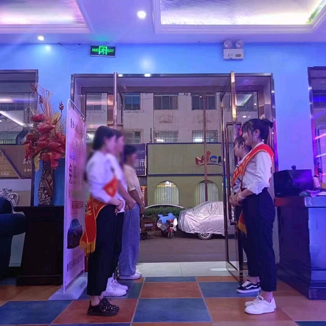 康恒音乐餐厅小李