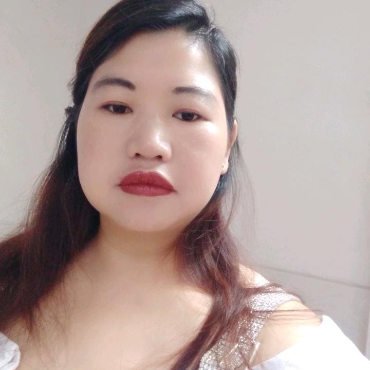 一生拼搏的女人。