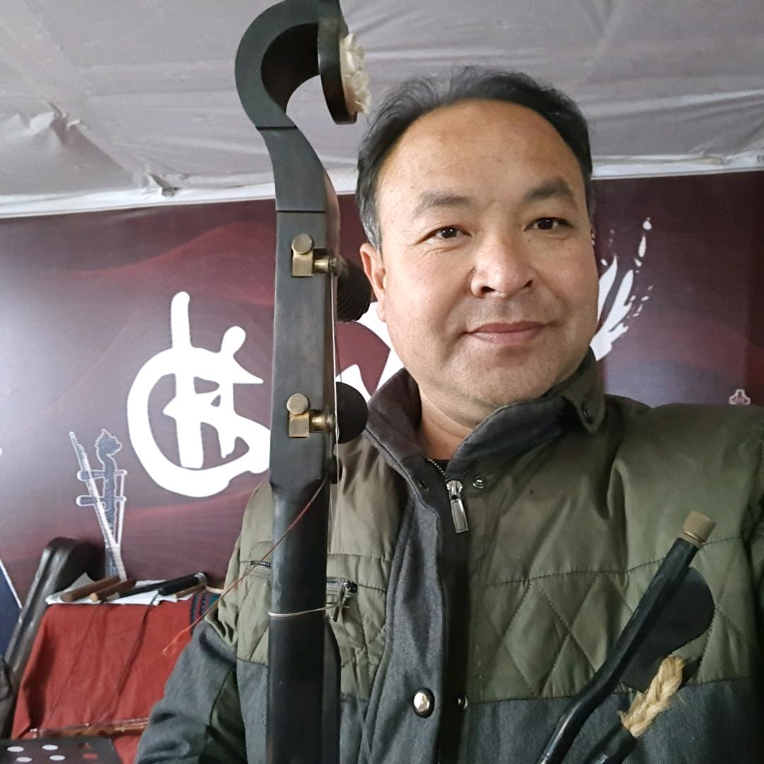 康国斌