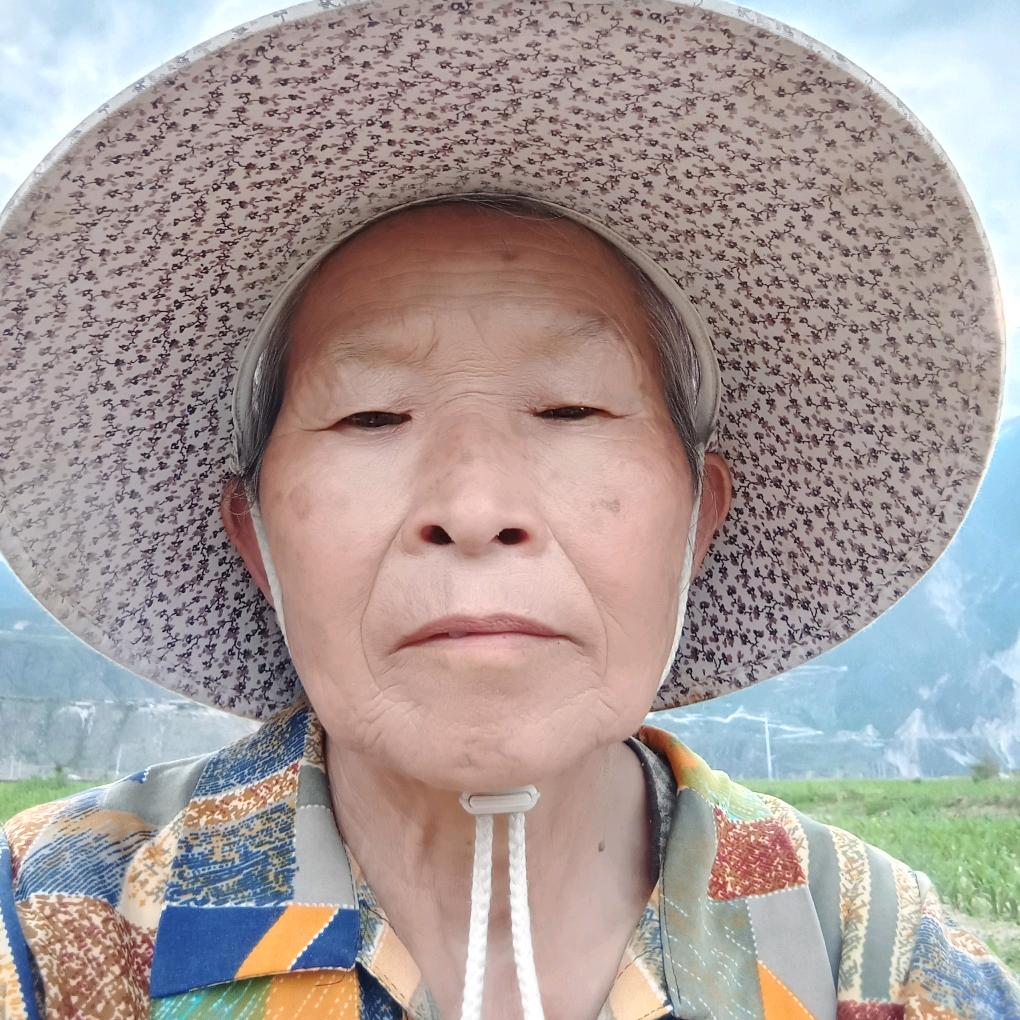 李秀林