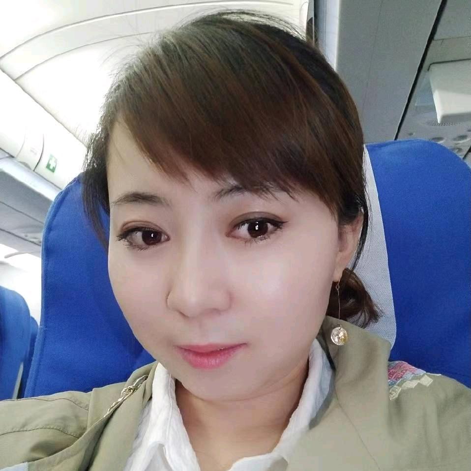 青禾染烫阁官方号