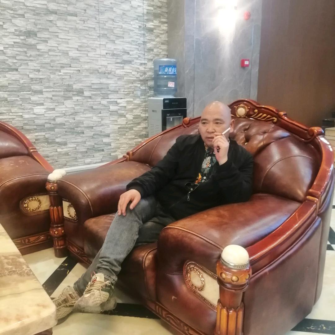 沉默哥