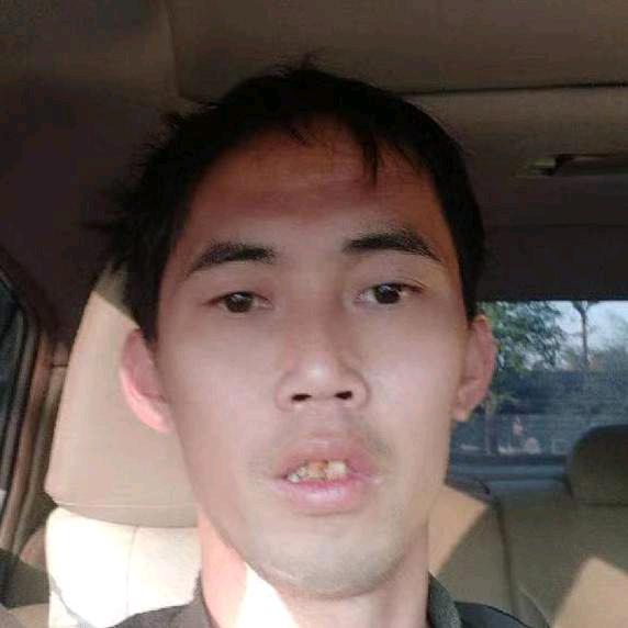 李健军单身
