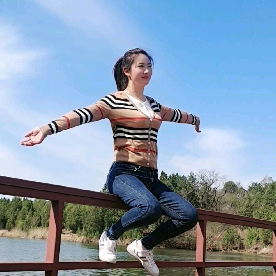 刘刘球
