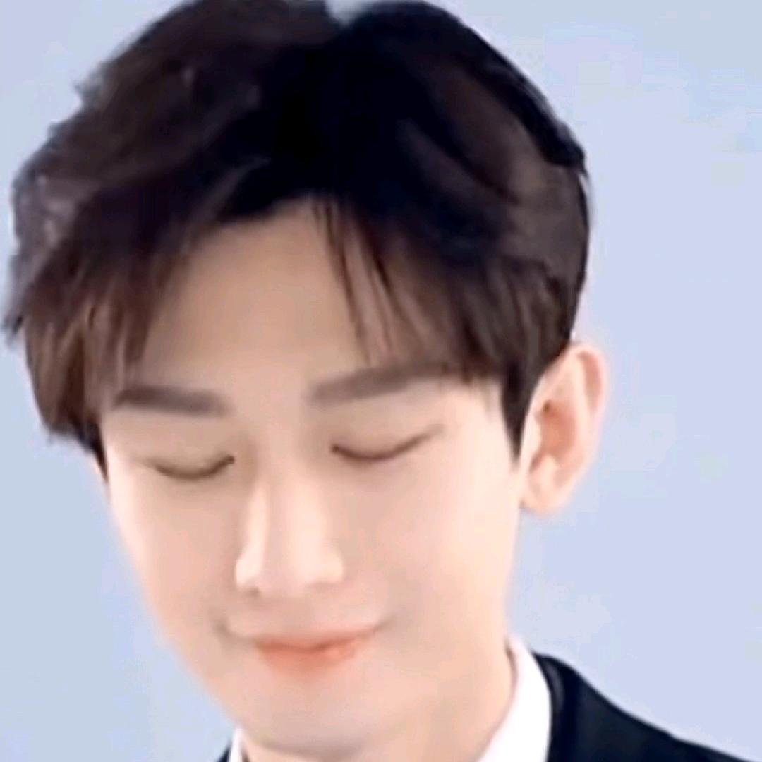 @小淇淇（因为淇淇做更好的自己）