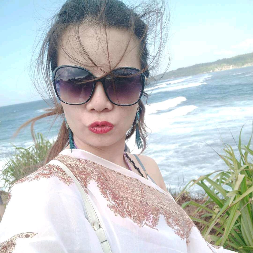 白岩，南通润丰保洁服务有限公司