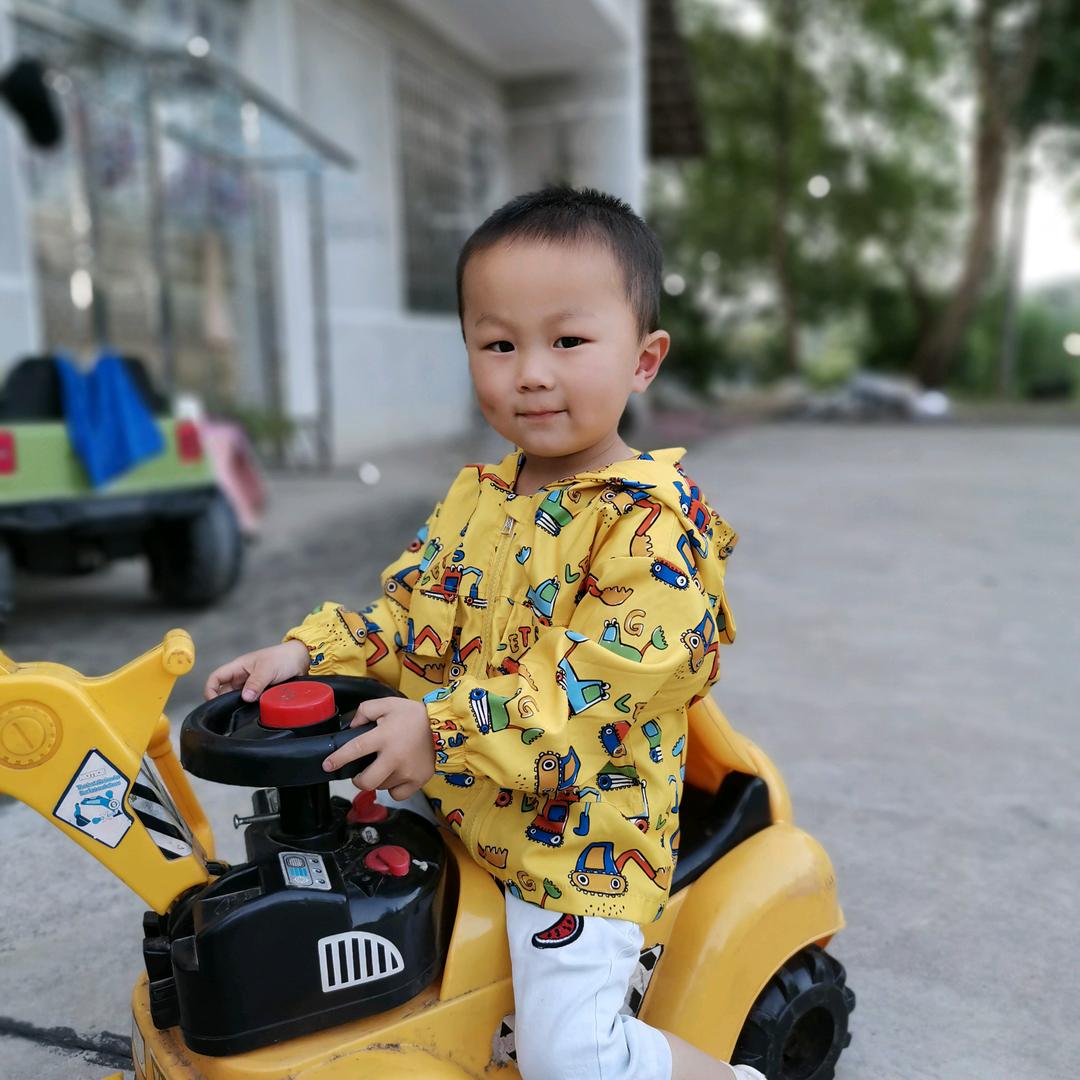 小亦哥