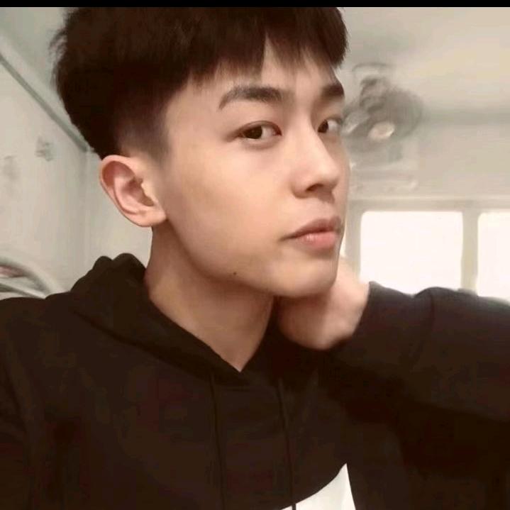 无名海.