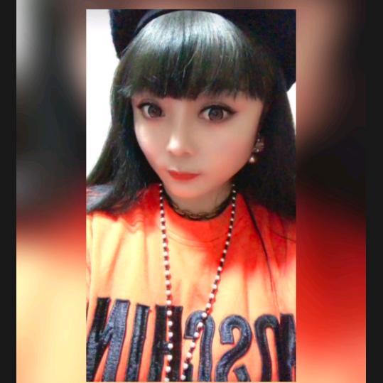 靓靓爱穿搭