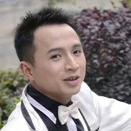 每个人都不容易