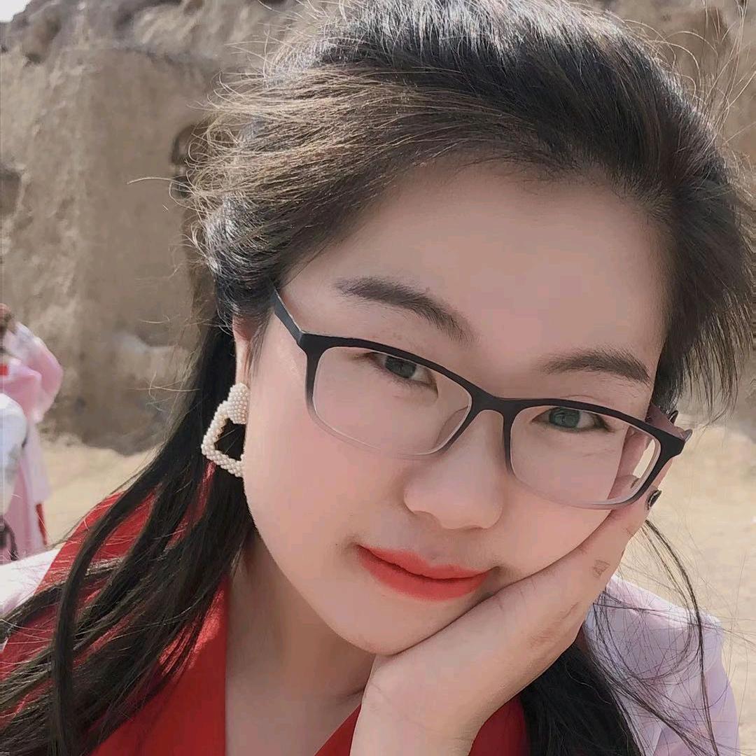 美人如花隔云端