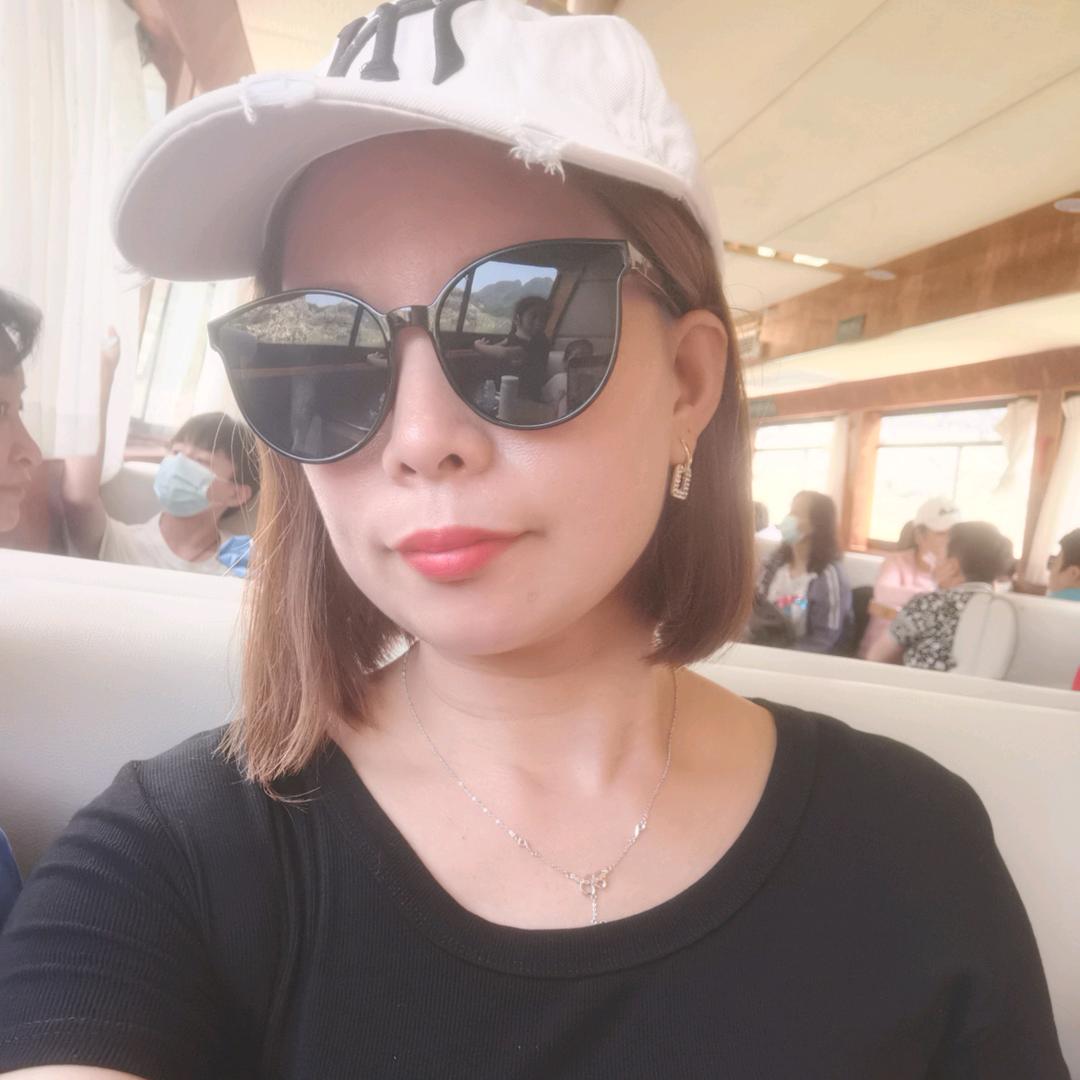 幸福的家庭小雪