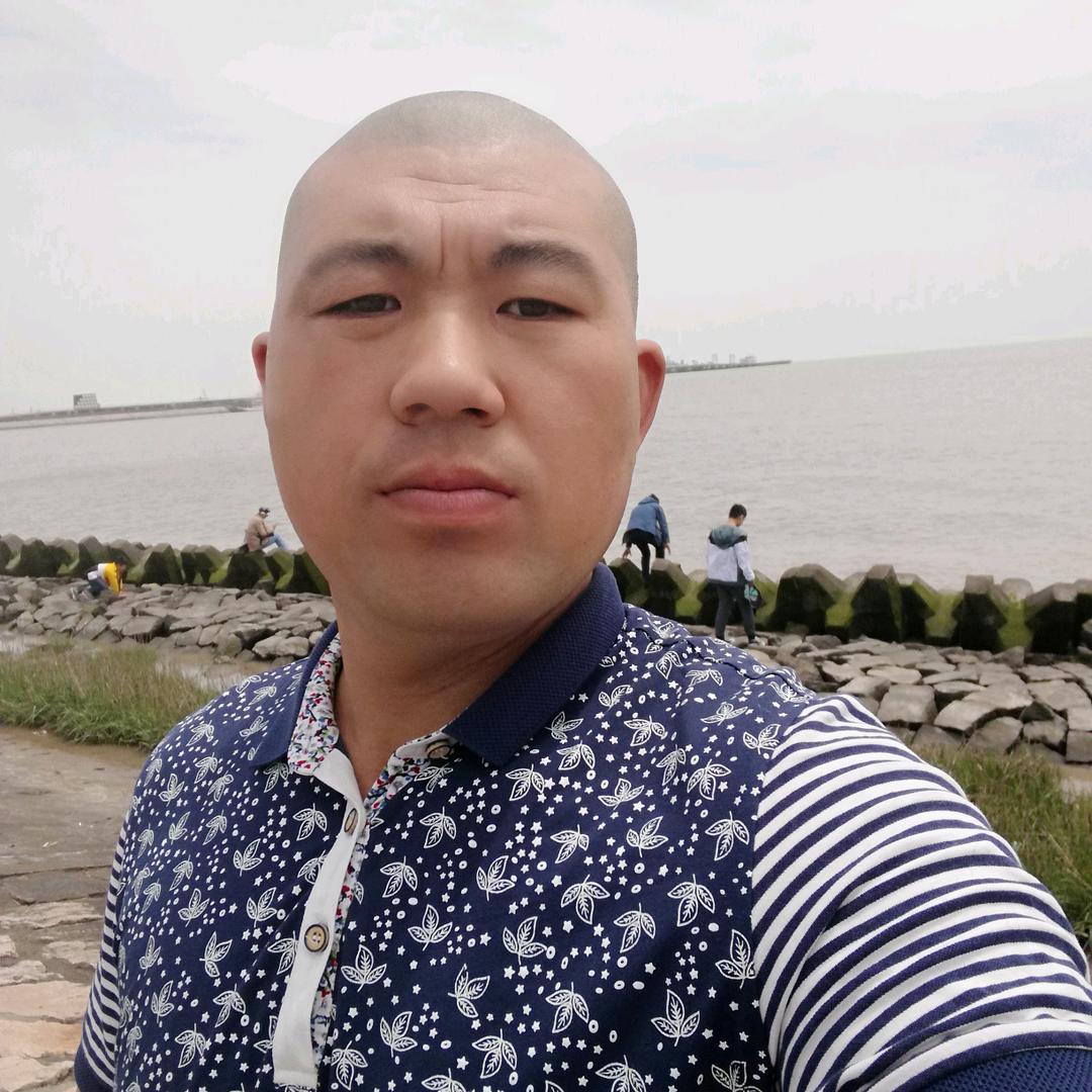 葛成头像