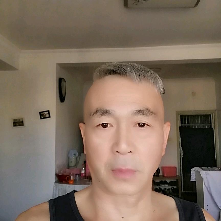 用户5376717351727