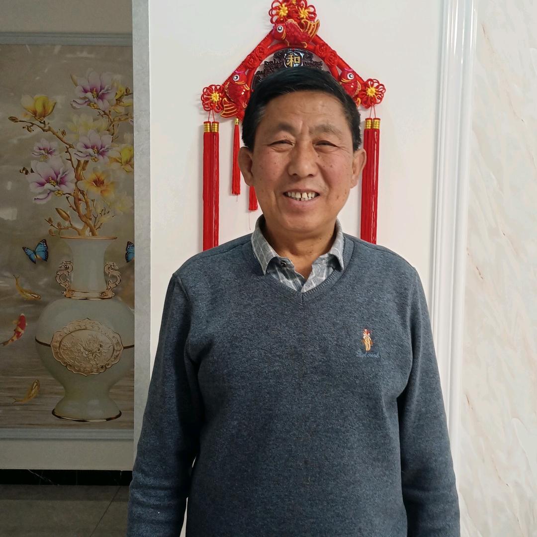 爱吃金丝大枣的安雅头像