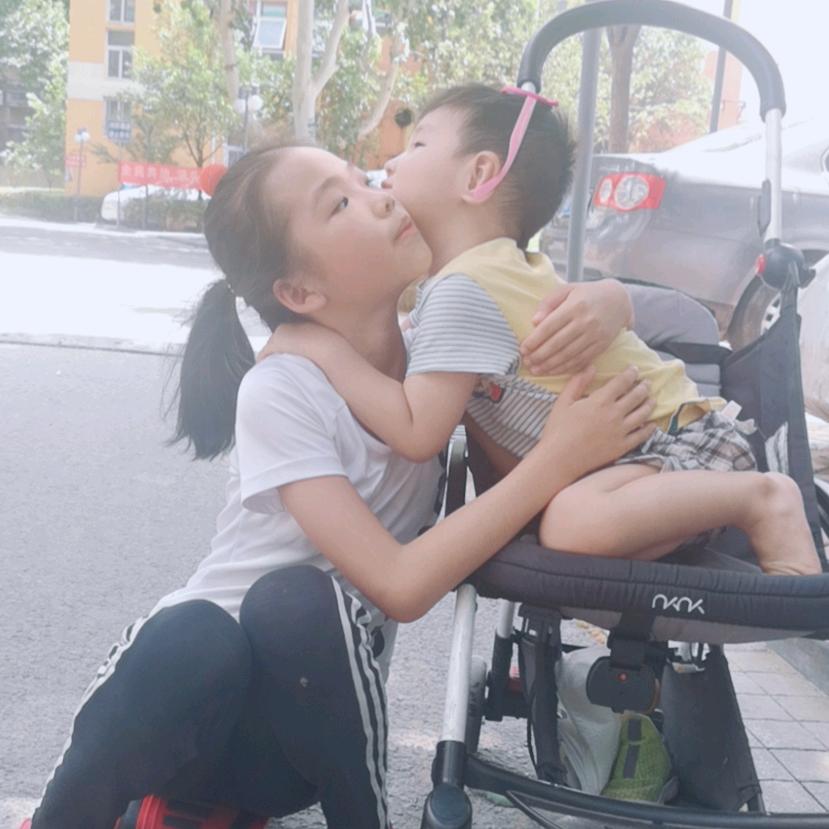肉嘟嘟的妈妈