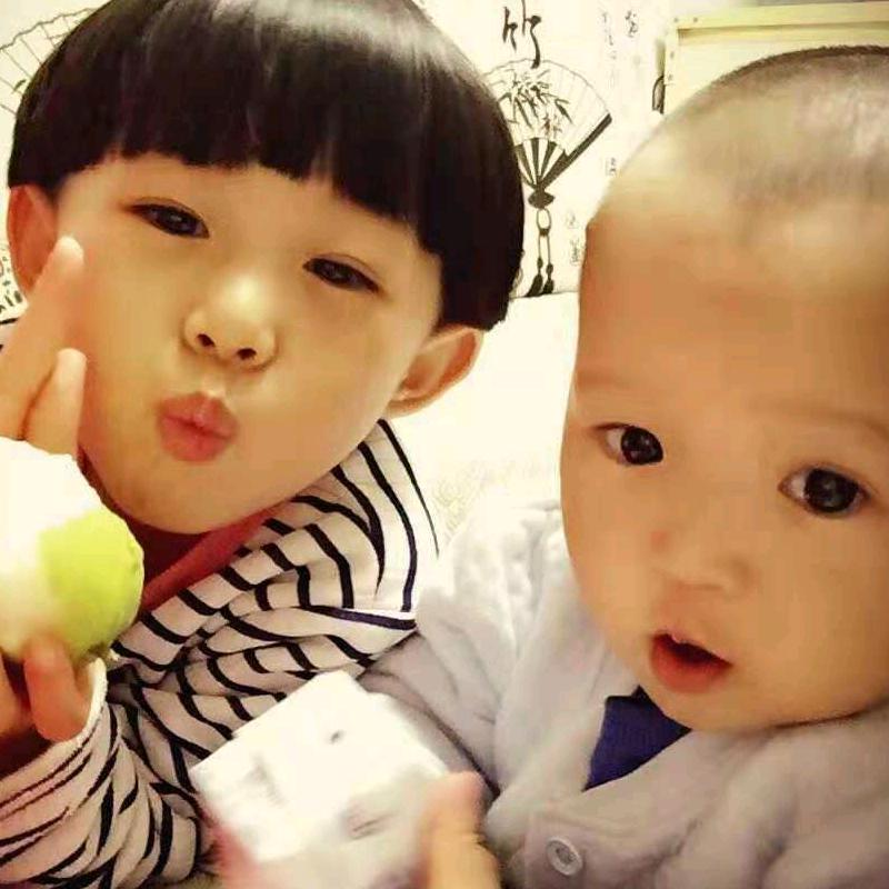 欣奕、欣悦奶奶