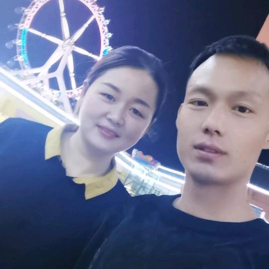都司镇亮亮高端婚纱婚礼儿童照会馆何海亮