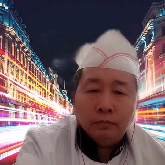 爱唱歌的厨师🌹🌹🌹🌹🌹🌹🎤