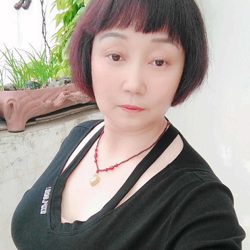 雪中傲梅。💃💃