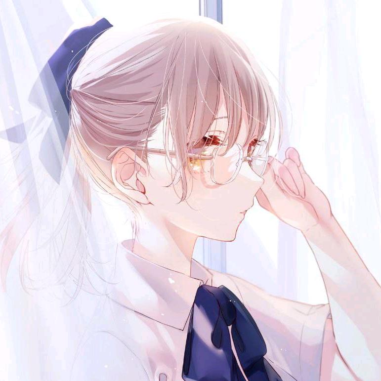 白毛红瞳小萝力