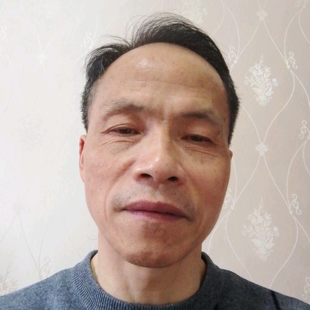 顾荣林健身！