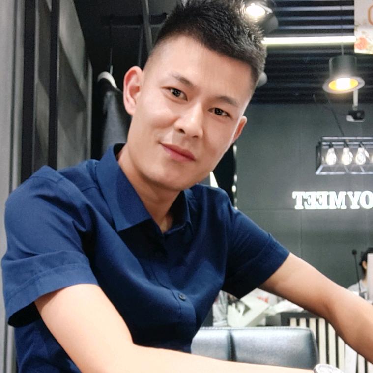 邱少爷