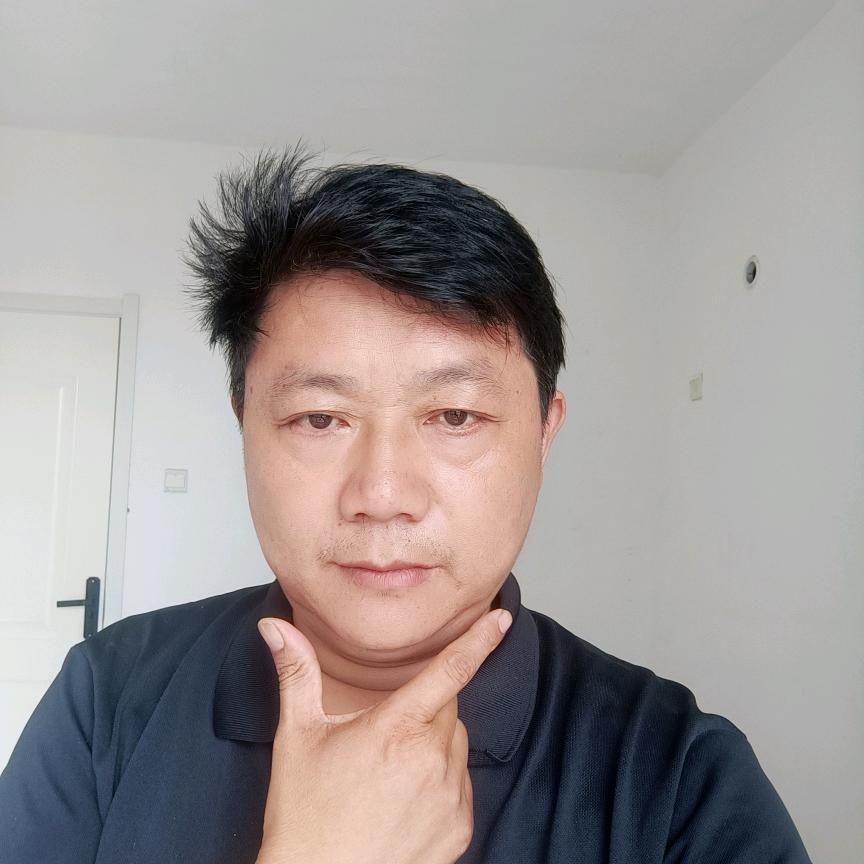 东亮（手机摄影）