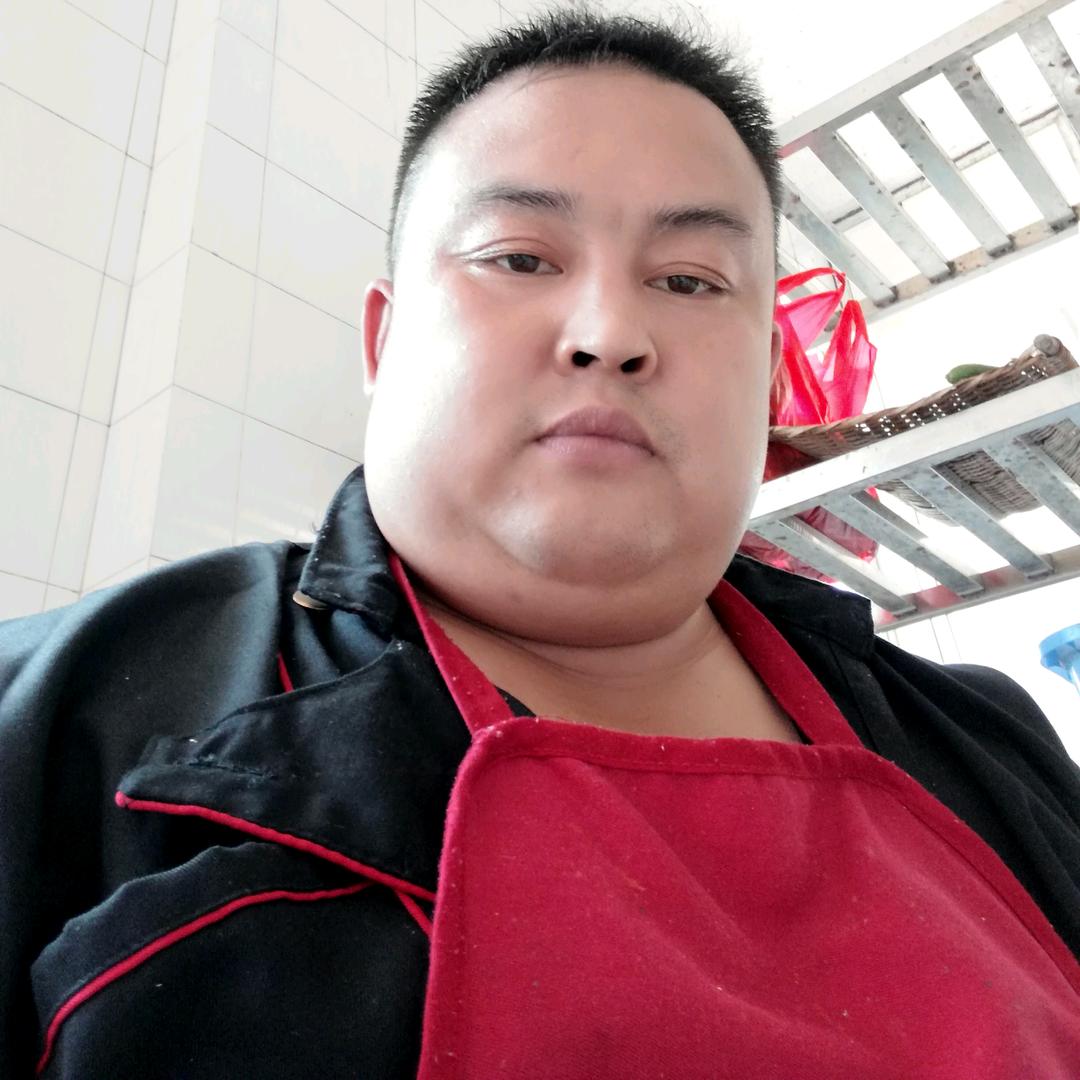 勇哥家宴下乡包桌一条龙服务团队