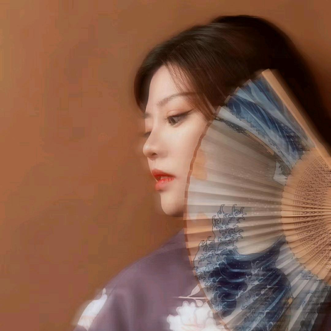 🪳性感的母蟑螂