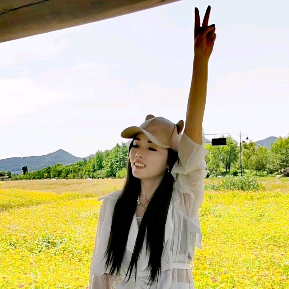 杭州四季青小朱依恋女装批发