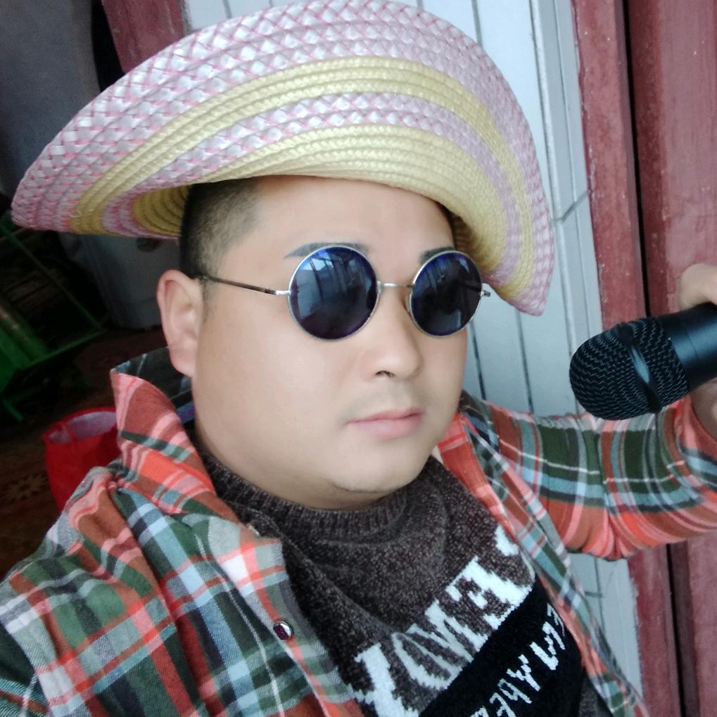 草帽哥