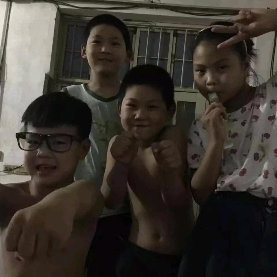 牛子浩牛浩天妈妈