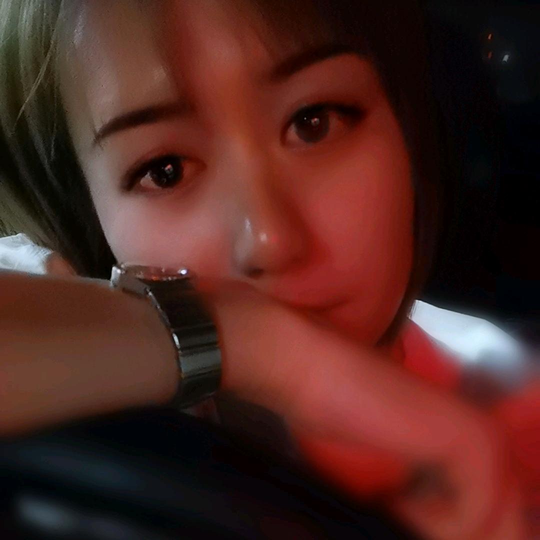 静静💋