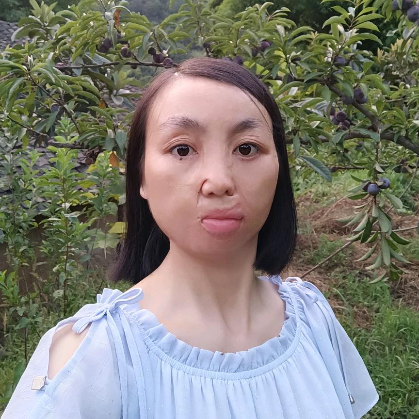 《英🌸子》