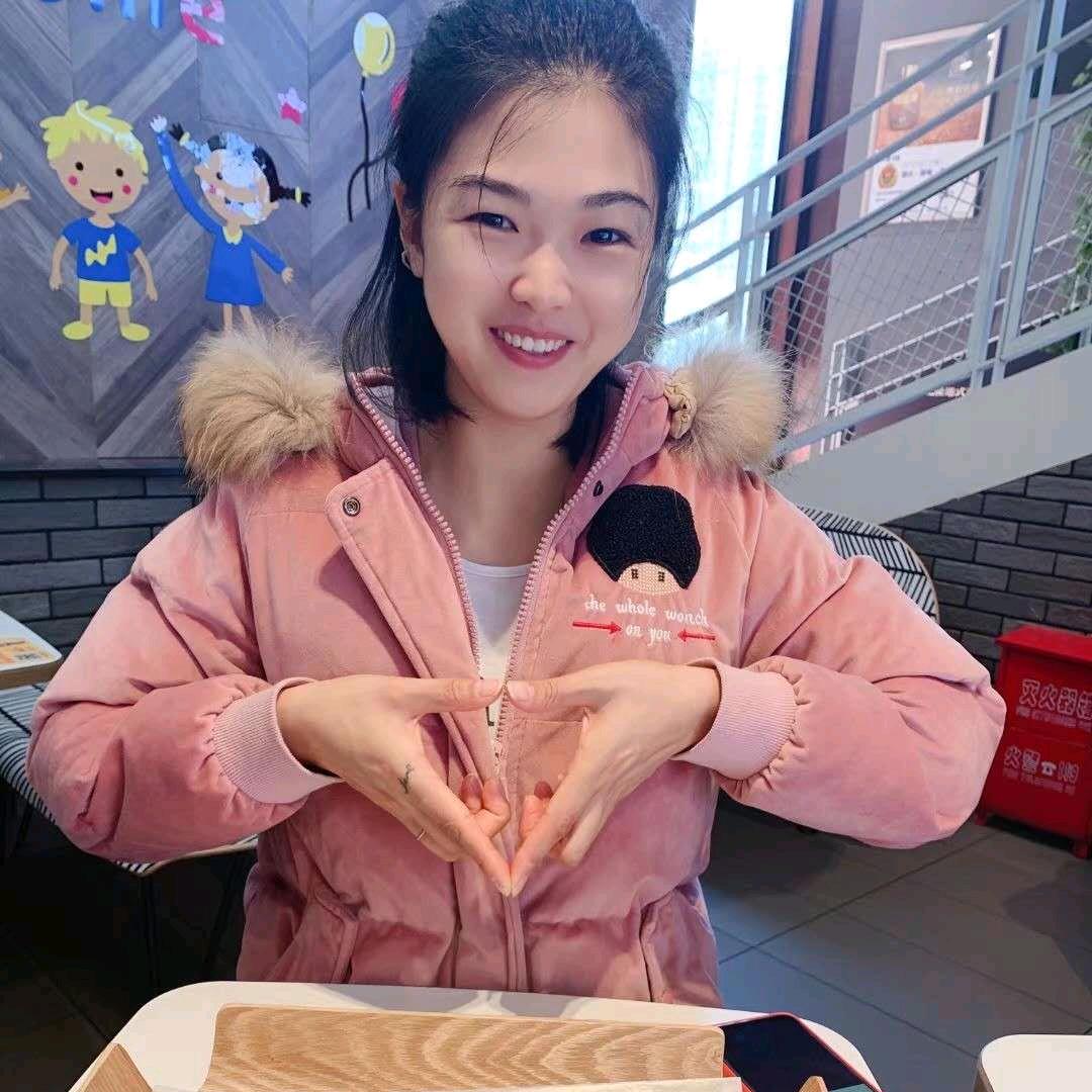 姜小曼