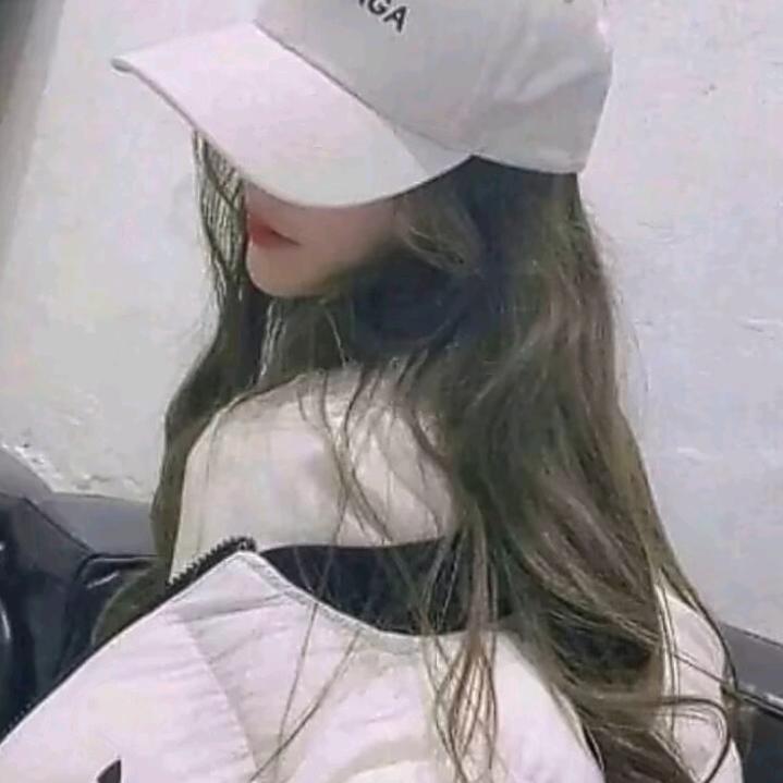 英子