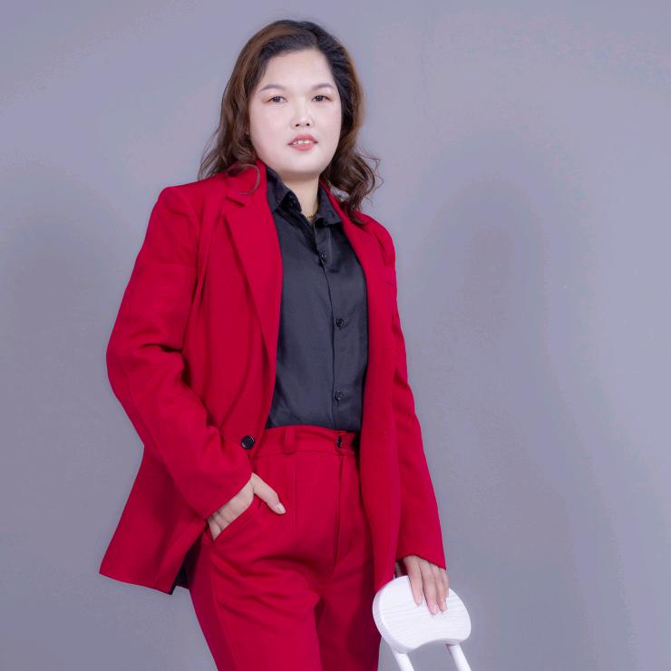 龙川女装【尚琳雅】刘庚珍