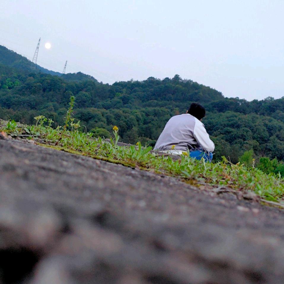深山夕照深秋雨