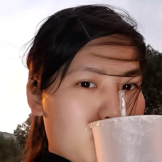 爱吃零食的中老年萌小萌