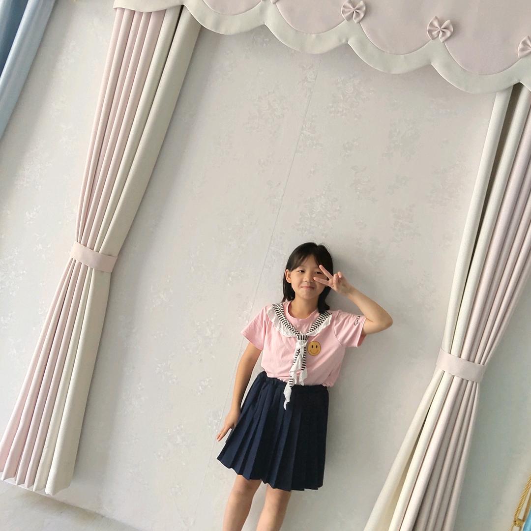 思贺丽琴窗帘店