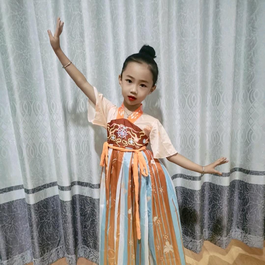 搞笑王姐<晚上直播9:Ⅱ点>