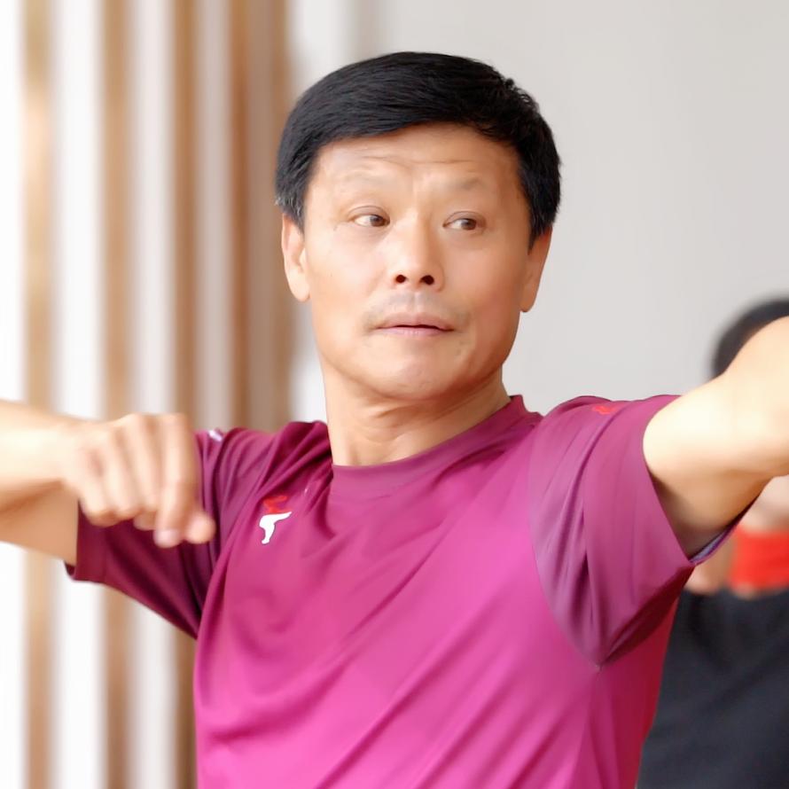 昌松旅居-王校长新疆舞课堂