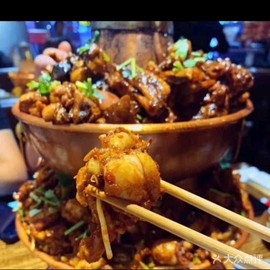 江北新区陈家刚蛙之恋美食店