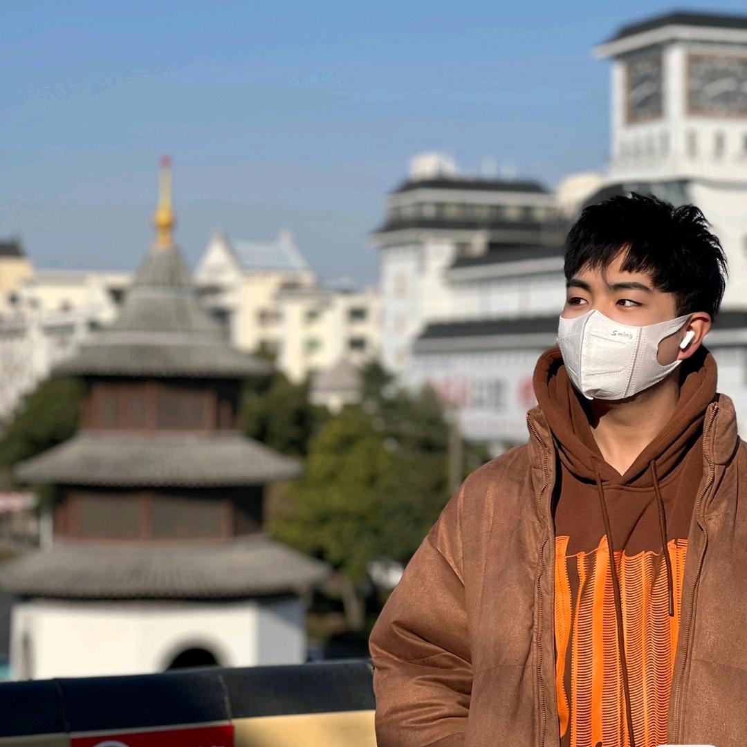 西瓜瓜瓜🍉拿铁