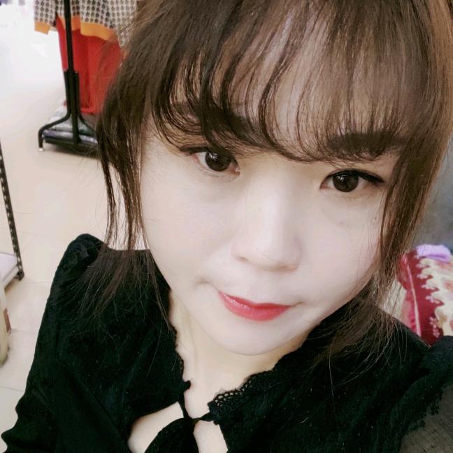 泰安女装店鑫姐