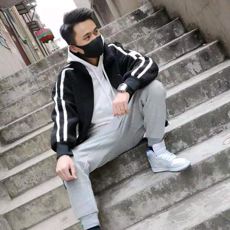 四川省德昌县睿泽服饰