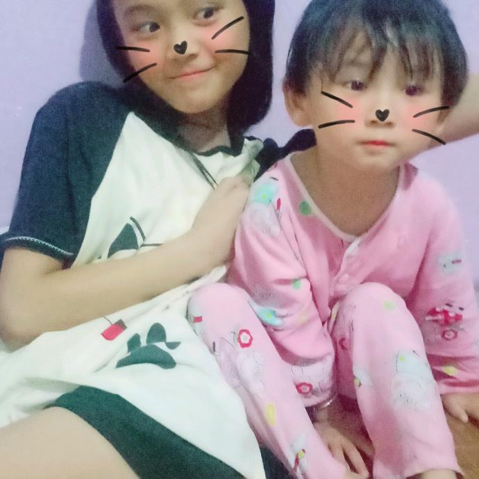 家有四千金