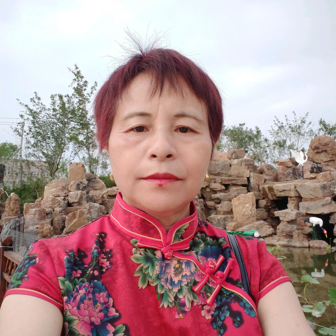 开心快乐的（涵涵）（朵朵）奶奶