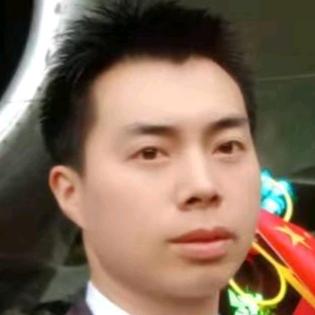 梦想天空格外蓝